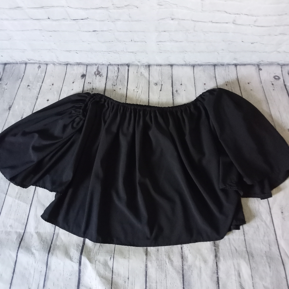 EUC Black Bandeau bell sleeve top - Small - Picture 5 of 7